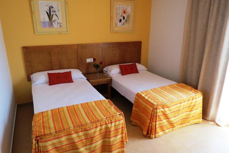 Apartamentos Turisticos Las Yucas Torre Del Mar Exterior foto