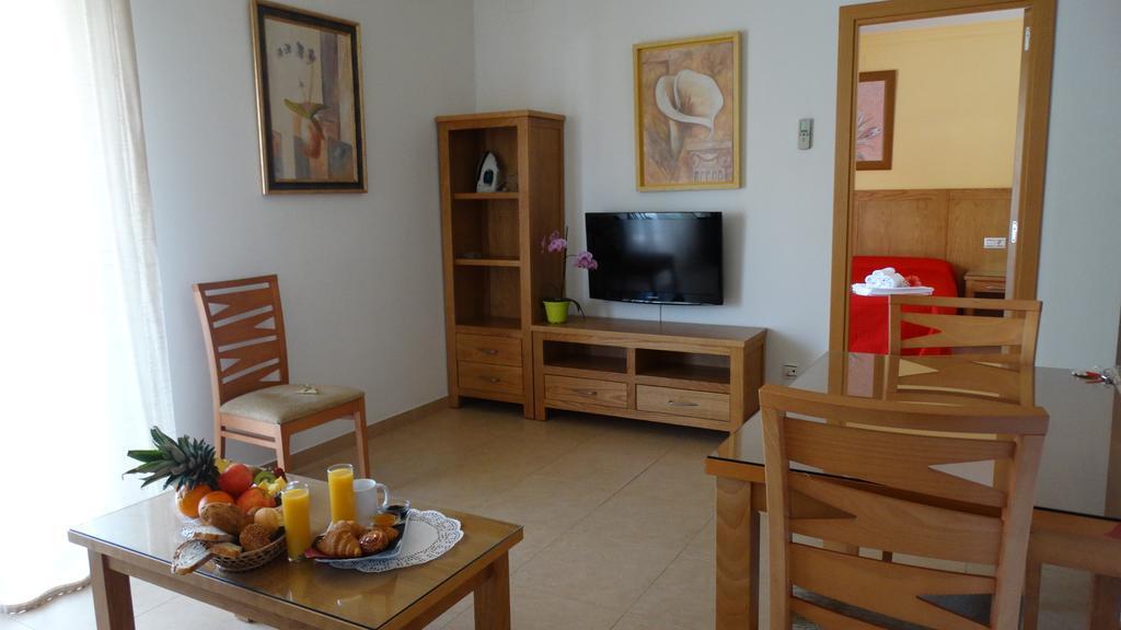Apartamentos Turisticos Las Yucas Torre Del Mar Exterior foto